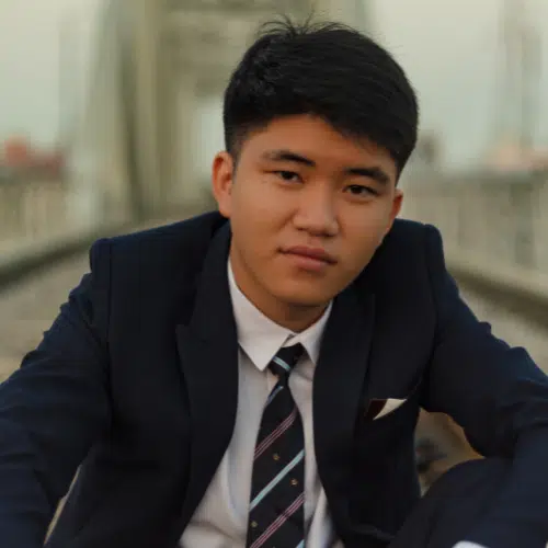 Chân dung khách hàng thân thiết